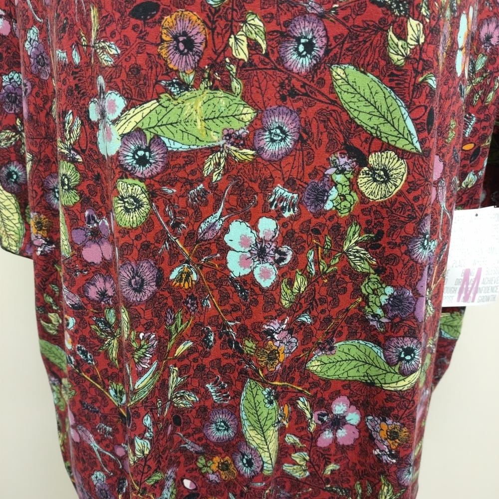 Medium LuLaRoe Irma Tunic